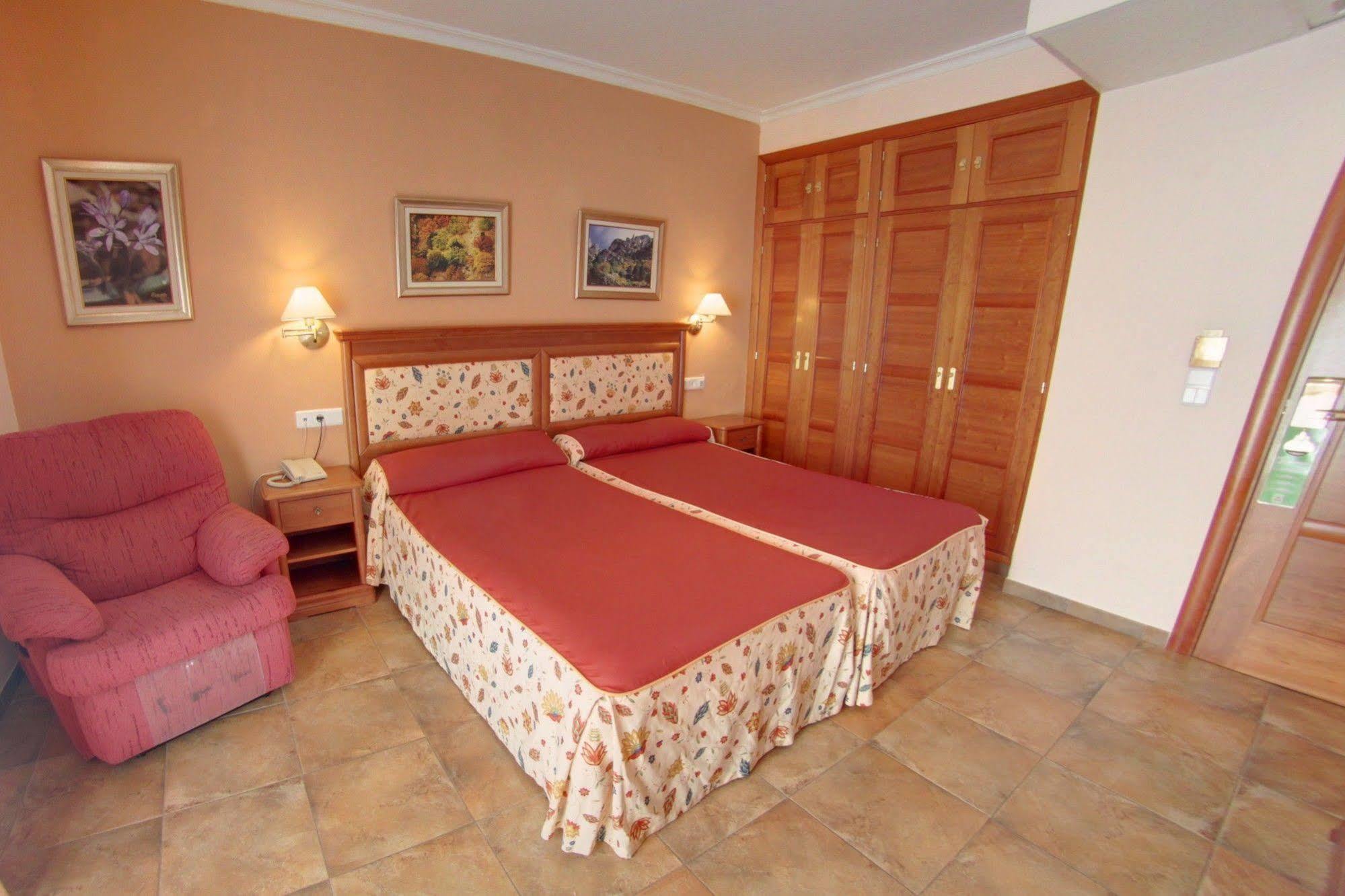 Hotel Balneario Parque De Cazorla Arroyo Frio Exterior photo